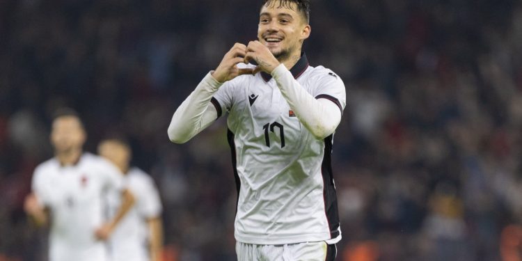 VIDEO/ 7 gola dhe 1 asist, Muçi mahnit Turqinë, a do të ftohet nga Sylvinho?