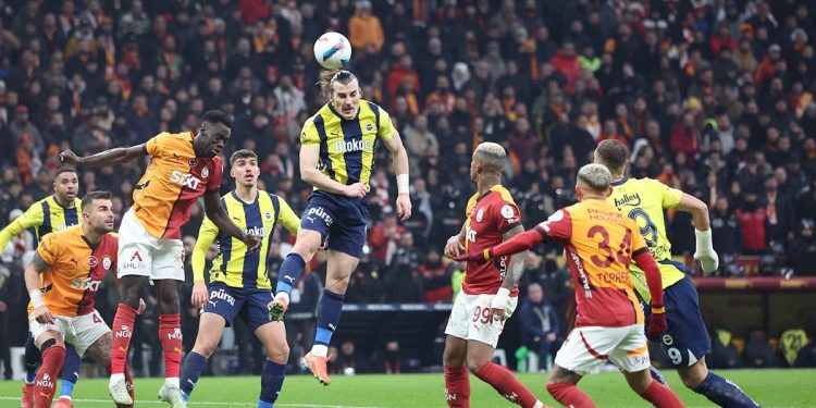 Plas në Turqi, prokuroria e Stambollit lëshon 46 urdhër arreste, të përfshirë lojtarë të Fenerbahçe dhe Gallatasaray