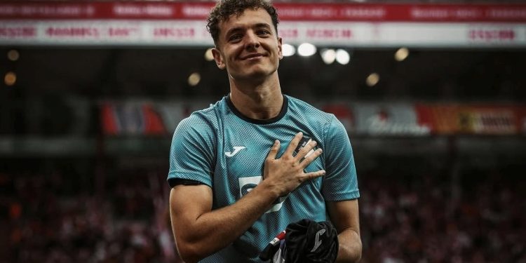 Bayern pas Asllanit? Drejtori sportiv i kampionëve: Iu them se…