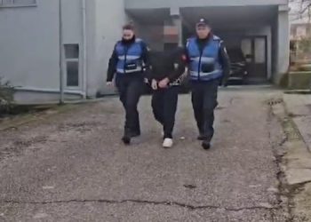 Jepnin para me fajde/ Pranga për 3 anëtarët e një fisi nga Lazarati, në kërkim një i katërt (VIDEO)