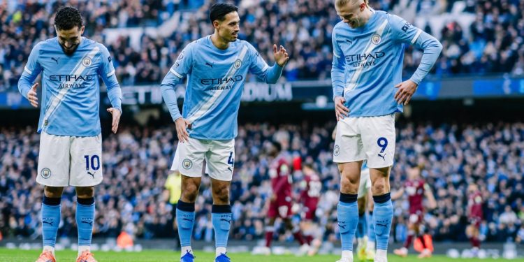 Man.City i fut “frikën” Arsenal, Guardiola bën “presion” me Haaland, ndizet gara për titull në Angli