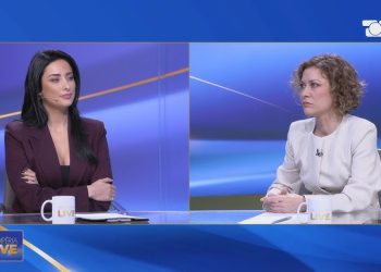 “Ç’të them unë për këta?”/ Egla Ceno pyetet për komentin e Zhakut dhe Zhaklinës