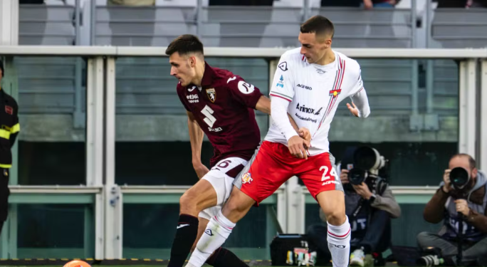Vendos një gol, Torino triumfon me Ismajlin e Asllanin në fushë