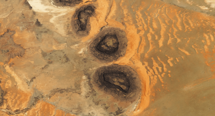 NASA kap një formacion të çuditshëm në Sahara, më i vjetër se dinozaurët