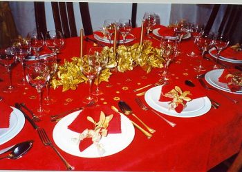 Ushqimet fatsjellëse që s’duhet të mungojnë në tavolinën e Vitit të Ri