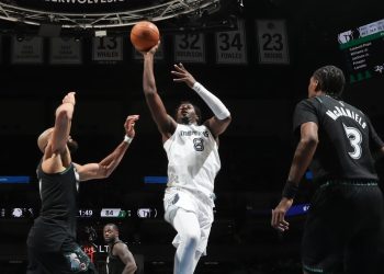 NBA, Cleveland bien në Chicago, Memphis triumfon ndaj Minnesota-s