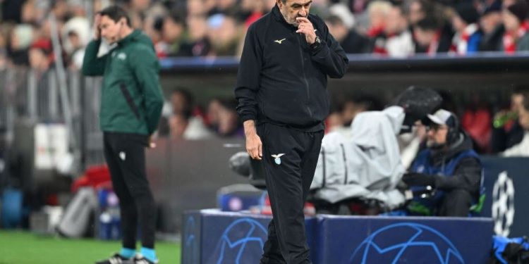 Probleme shëndetësore për trajnerin e Lazios, operohet Sarri