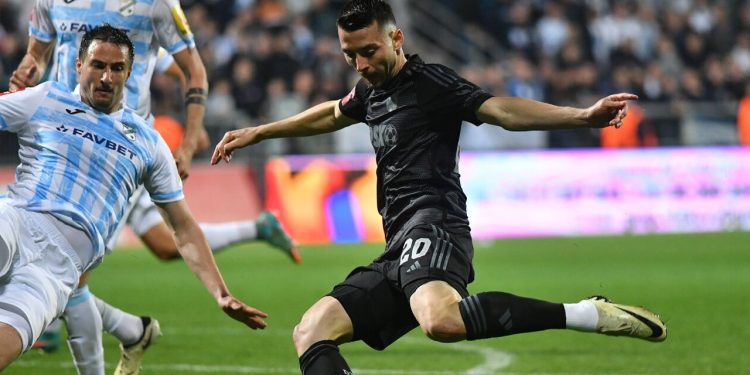 Doli nga fusha me barelë, dëmtohet Arbër Hoxha