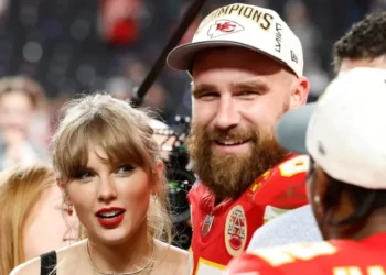 Taylor Swift flet për takimin me Travis Kelce: Ndjeva sikur nuk kishte asnjë person në botë për mua