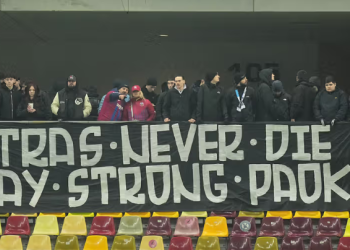 Shtatë tifozët e PAOK ndërruan jetë në aksident, një minutë heshtje në ndeshjen e Europa League