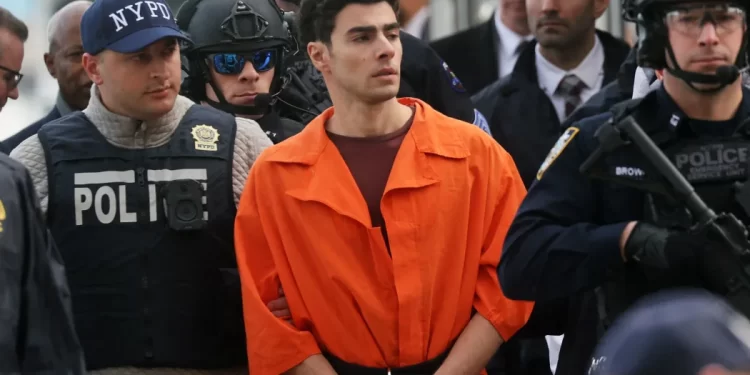 U shtir si oficer i FBI-së për ta nxjerrë nga burgu! Dështon plani për lirimin e Luigi Mangione