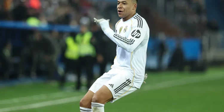 Mbappe nderon Realin, 3 pikë të arta për madrilenët