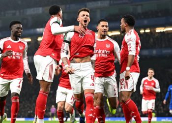 Spektakël në derbin e Londrës, Arsenal “thyen” Chelsea-n, sheh nga finalja (VIDEO)