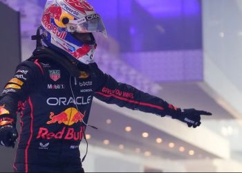 Formula 1 drejt sezonit të ri, Red Bulli dhe Versttapen hapin të parët kartat