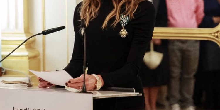 Drama në familjen Beckham: Postimi emocional i Victorias rikthen në vëmendje konfliktin me djalin