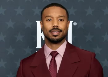 Michael B. Jordan rrëfen se shkoi në terapi pas njërit prej roleve të tij më të rëndësishme