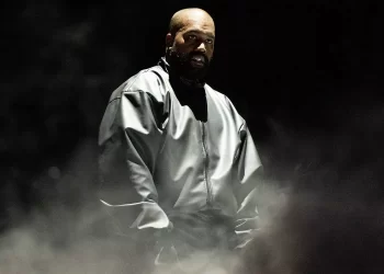 Kanye West kërkon falje për deklaratat antisemitike, fajëson çrregullimin bipolar