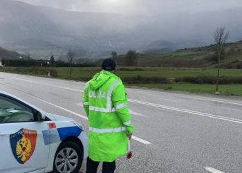 Moti i keq/ Policia thirrje qytetarëve: Zbatoni rregullat e qarkullimit rrugor