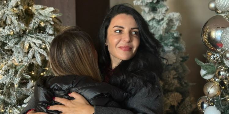 Belinda Balluku uron shqiptarët: Vit të paqtë, me ditë plot diell