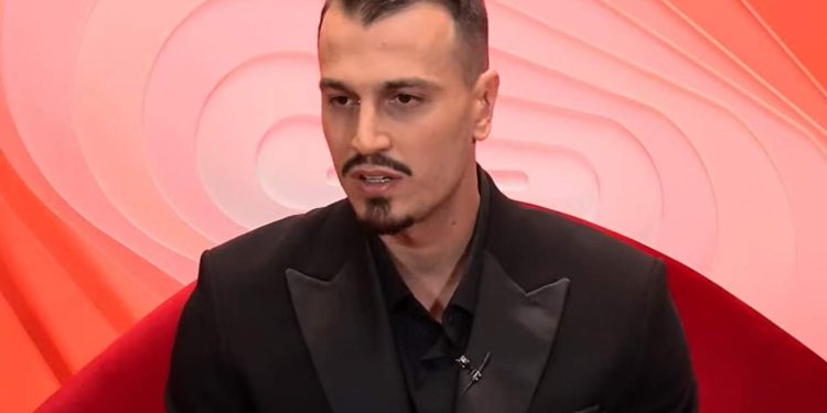 “Familjarët e saj më prenë rrugën”/ Mateo tregon historinë me Brikenën jashtë: Më ka ngel si peng