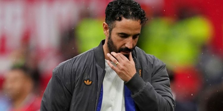 Zyrtare/ Manchester United ” i jep duart” Ruben Amorim-it, palët “divorcohen” pas vetëm 14 muajsh