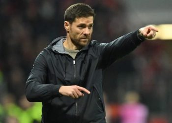 Zyrtare, Reali nuk pret më, largon Alonson