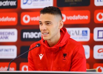 Enigma e së ardhmes së Kristjan Asllani-t , drejt zgjidhjes “puzzle-i”, mesfushori qëndron në Serie A