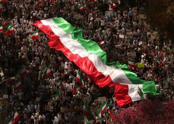 Mbi 12 mijë të vrarë në pak ditë, por pa bujë globale: Pse bota po hesht për Iranin?