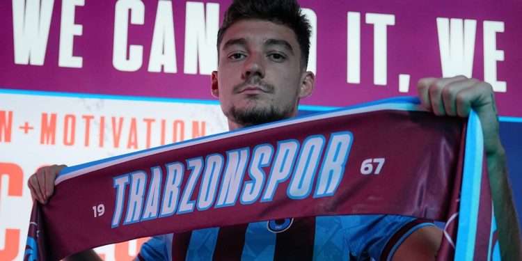 “Është shumë i shtrenjtë”, Trabzonspor “frenonin” për Muçin