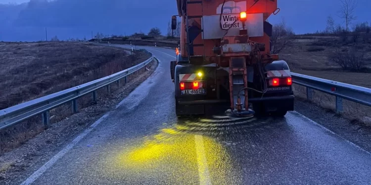 Reshjet, si është gjendja e rrugëve në vend