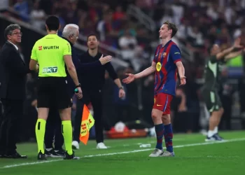 Kartoni i kuq në finalen e Superkupës, mesfushori i Barcelonës një javë pezullim