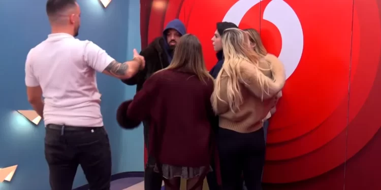 ‘Do iki’/ Stine bën gati valixhen, ja si reaguan banorët