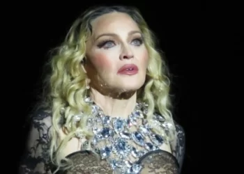 Mesazhi i Madonnës për protestat në Iran: Populli i tyre nuk e ka njohur lirinë, unë qëndroj pranë tyre