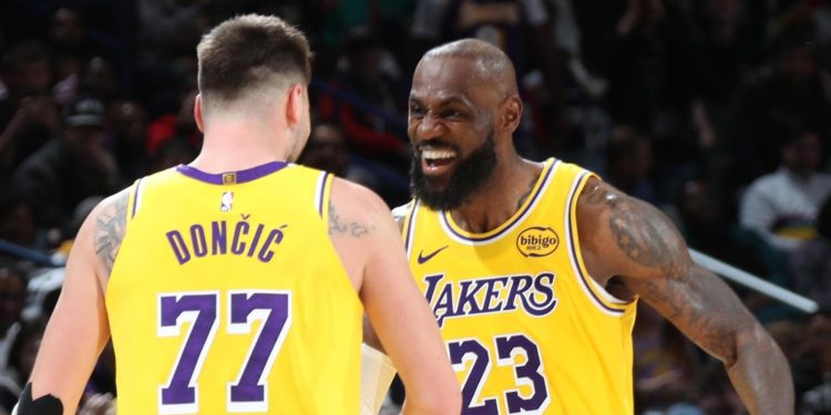 NBA/ 3 fitore radhazi, Lakers nuk ndalen, zhgënjen San Antonio
