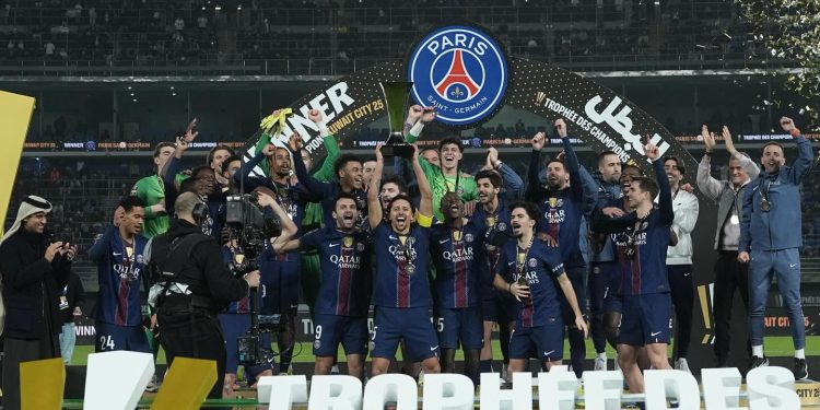 Spektakël në Kuvajt, PSG fiton Superkupën, dominim total në Francë (VIDEO)