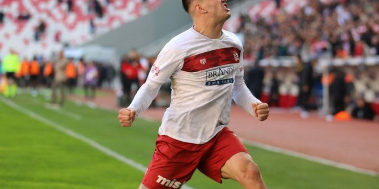 Nuk ka firmosur në Kinë, Rei Manaj merr ofertën e fundit nga Turqia