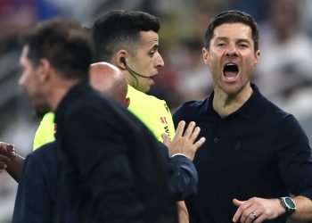 “Objektiv ishte finalja”, Alonso feston pas suksesit në derbi, Simone “driblon” temën Vinicius: Nuk mbaj mend asgjë (VIDEO)