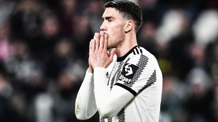 Vlahovic “djeg” etapat, gati për sfidën me Inter, Juve bllokon merkaton