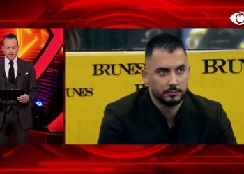 Hapet zarfi i dytë i zi, Keijsi largohet nga shtëpia për thyerje të rregullave