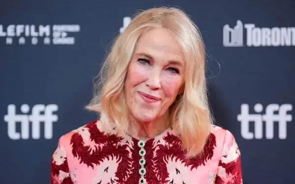 Zbulohet shkaku i vdekjes së Catherine O’Hara!