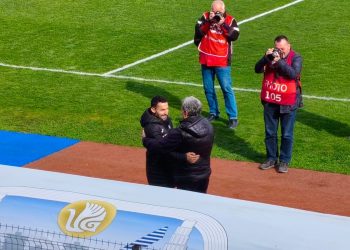 Kupa e Shqipërisë/ Dinamo me “një këmbë” në gjysmëfinale, blutë dominojnë në derbi, mundin Tiranën 2-0