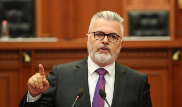 Gogu: Këta pretendojnë të jenë zëri i qytetarëve a thua se qytetarët duan zjarr e flakë