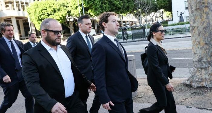 Ditë e madhe! Mark Zuckerberg dëshmon për herë të parë në gjyqin historik për varësinë nga mediat sociale