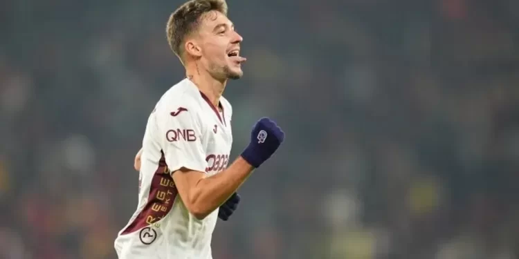 Dy klube angleze vihen në lëvizje për Muçin, “trembet” Trabzonspor