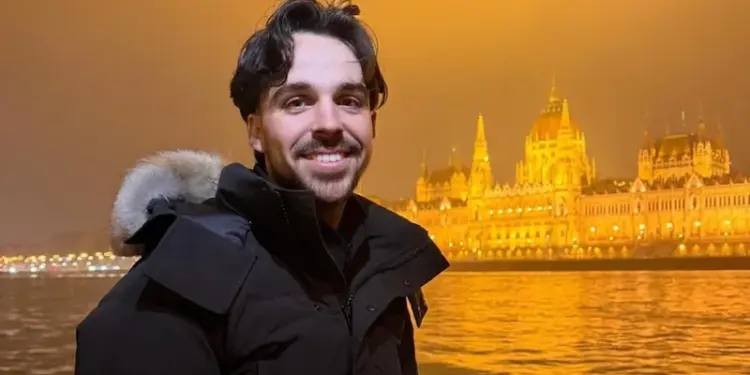 E rëndë në Angli/ Ky është shqiptari i vrarë me thikë. Autorët e dyshuar, dy vajza dhe një djalë 28 vjeç