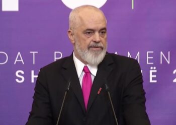 “Shqipëria rrezikon të bëjë në vendnumër”, Rama: Sot po sprovohet aftësia jonë udhëheqëse