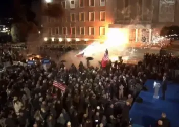 Opozita njofton datën e protestës tjetër