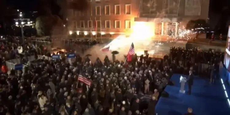 Opozita njofton datën e protestës tjetër