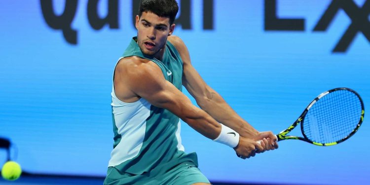 ATP Doha/ Alcaraz e nis me fitore, nr.1 mposht Rinderknech, suksesi i 150-të në karrierë në hard-court
