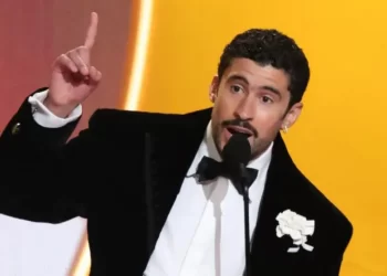 Bad Bunny hyn në historinë e Grammy, fiton “Albumin e Vitit” në gjuhën spanjolle